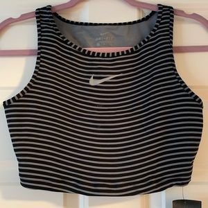 Nike Dri Fit Women’s Crop Top